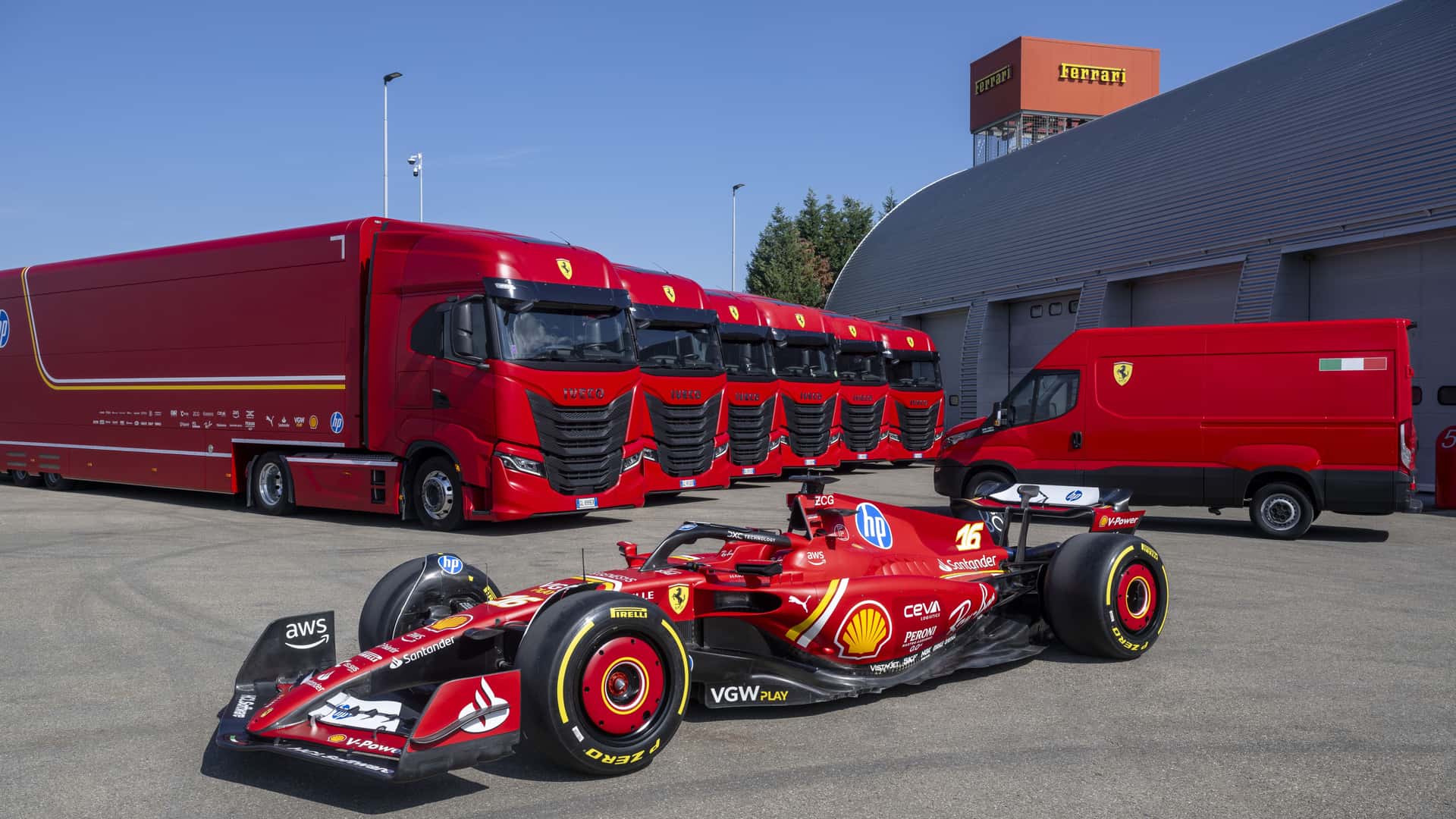 Ferrari F1 bolidi transportuju se Iveco S-Way kamionima